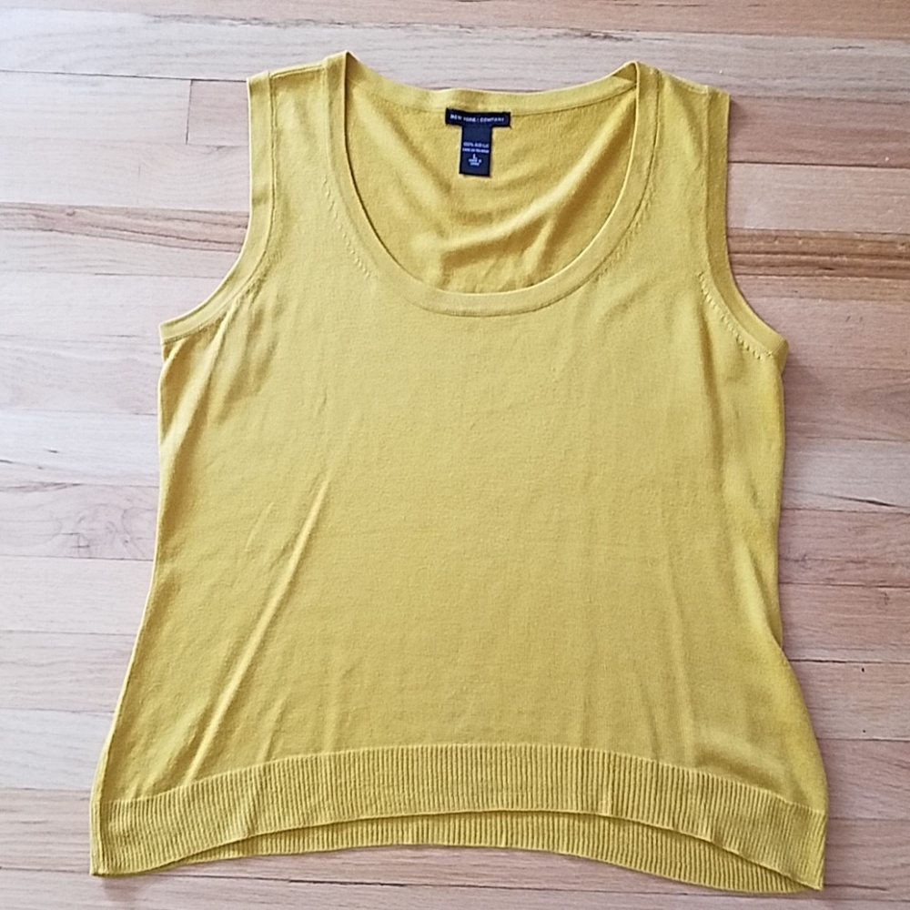 New York & Company Yellow Sleeveless Career Top - Large